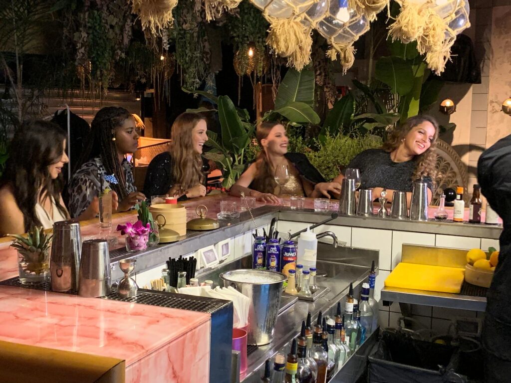 girls on vacation bar